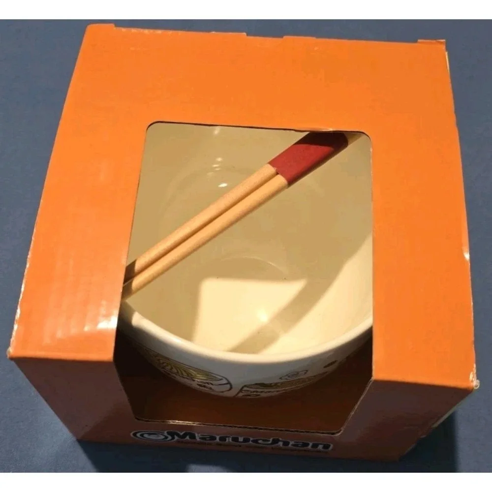 Maruchan Romen Noodle Bowl With  Chopsticks New